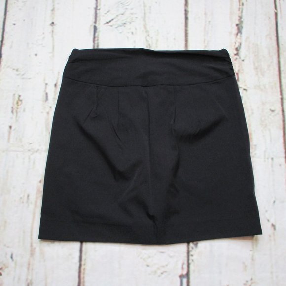 Banana Republic Mid Rise Little Black Skirt - Picture 2 of 6